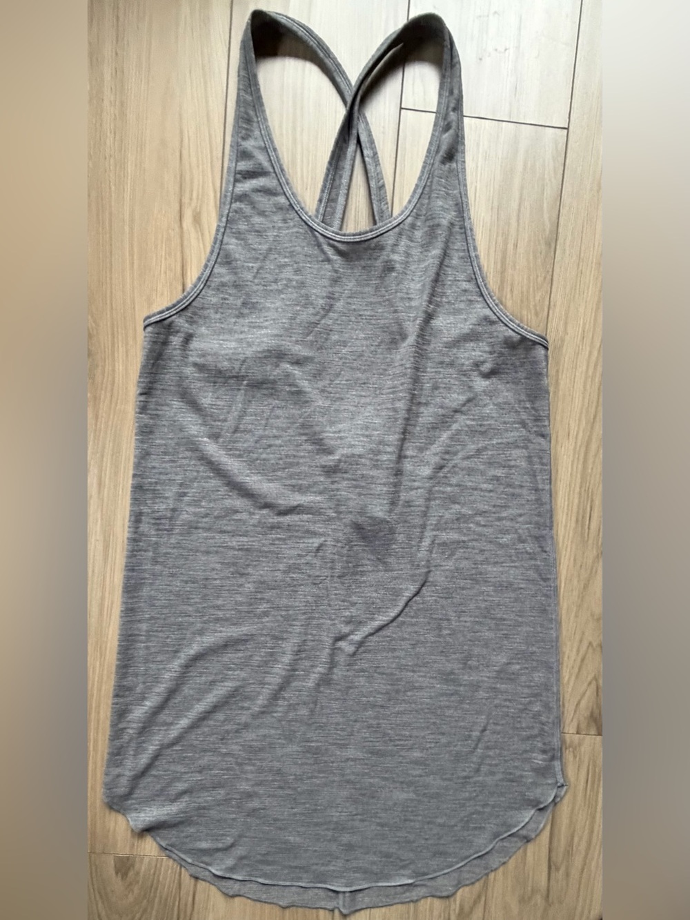 Lululemon Curved Hem Cross Back Athleisure Tank Top 4 Long NWOT